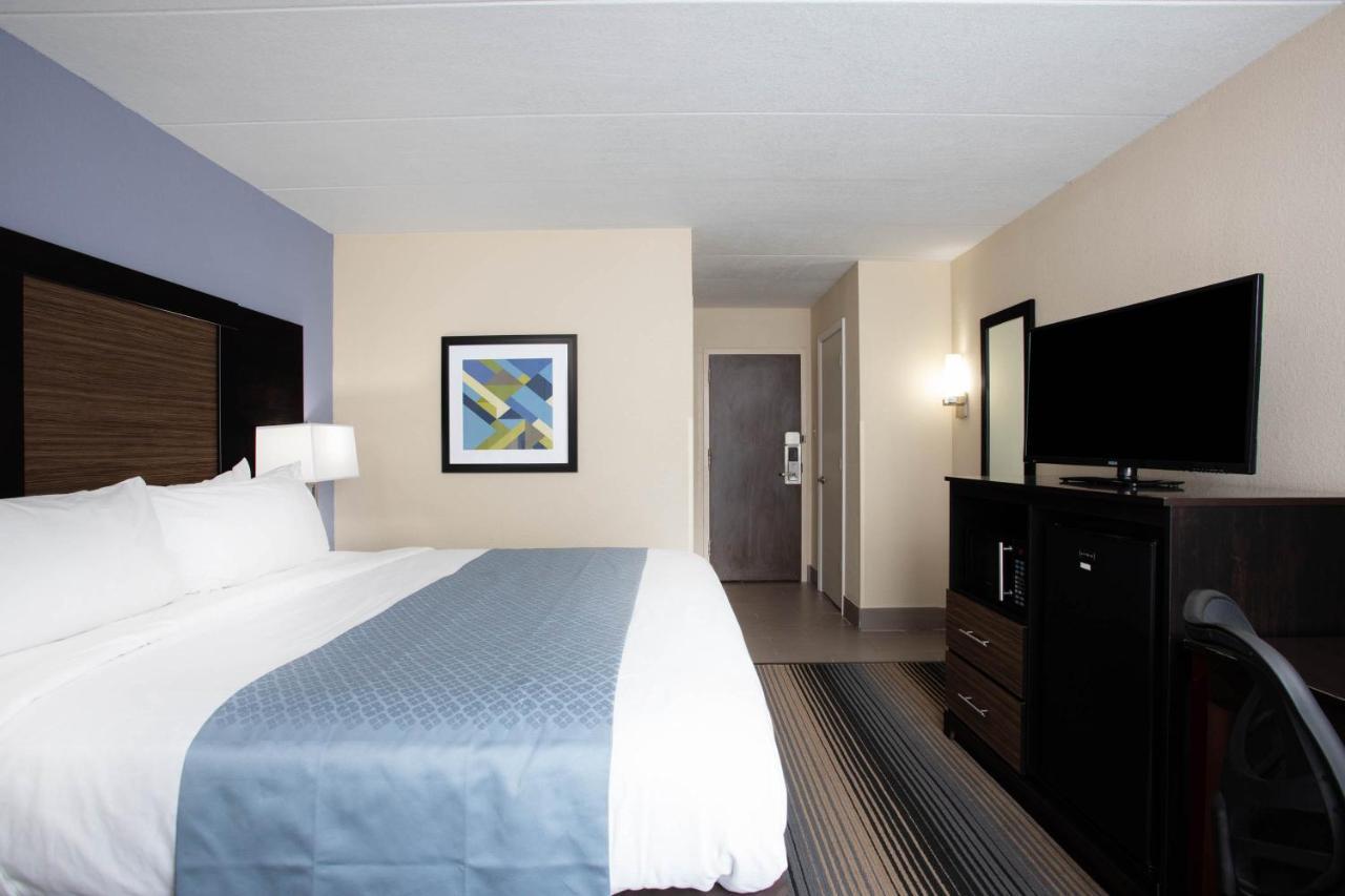 Wingate By Wyndham Bloomington Hotel Eksteriør billede