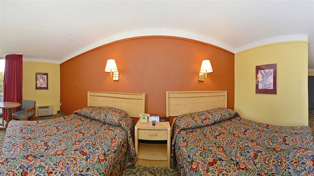 Wingate By Wyndham Bloomington Hotel Eksteriør billede